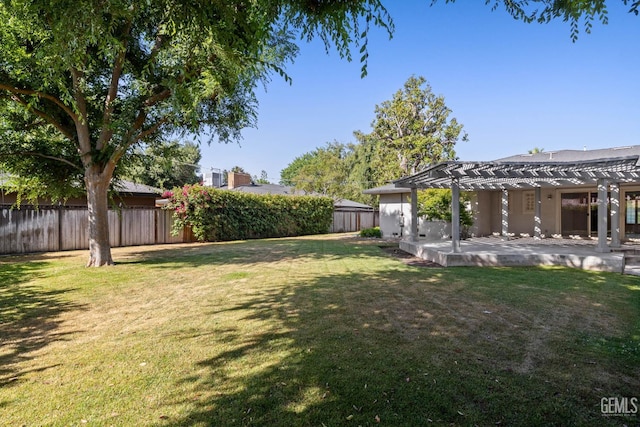 2330 Myrtle St, Bakersfield, CA 93301 - view of yard with a pergola and a patio area
