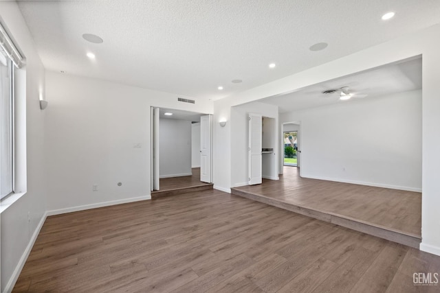 5005 Belcrest Ave, Bakersfield, CA 93309 - photo 10