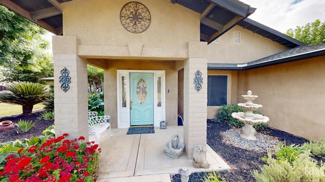 1334 Renfro Rd, Bakersfield, CA 93314 - entrance to property with stucco siding