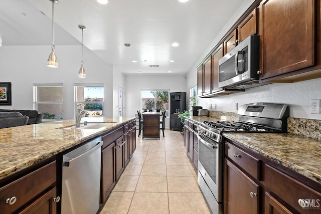 5619 Morning Breeze St, Bakersfield, CA 93314 - photo 25