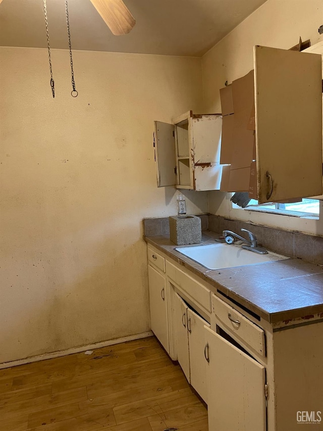 10916 Santa Rosa Ave, Lamont, CA 93241 - photo 14