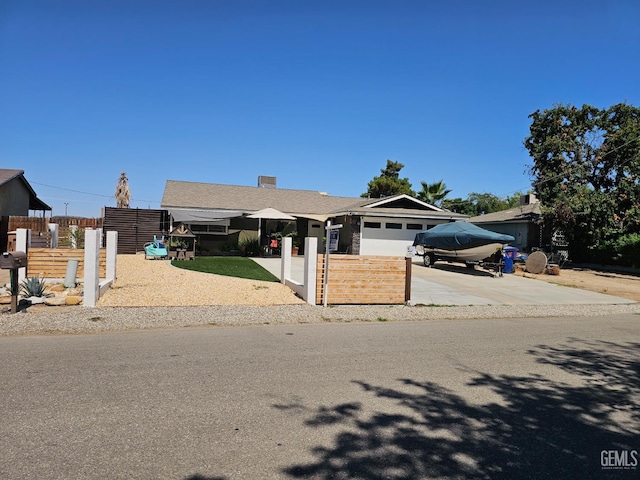 5309 Marina Dr, Bakersfield, CA 93313 - photo 1