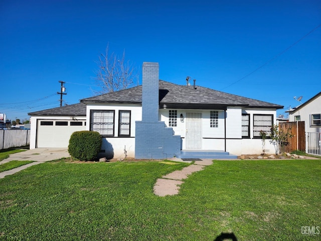 209 Bedford Way, Bakersfield, CA 93308 - single story home featuring an attached garage, a chimney, a front lawn, and fence