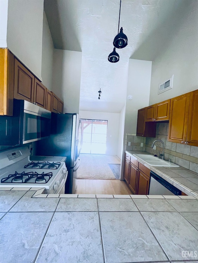 22 Village Ln, Tehachapi, CA 93561 - photo 7