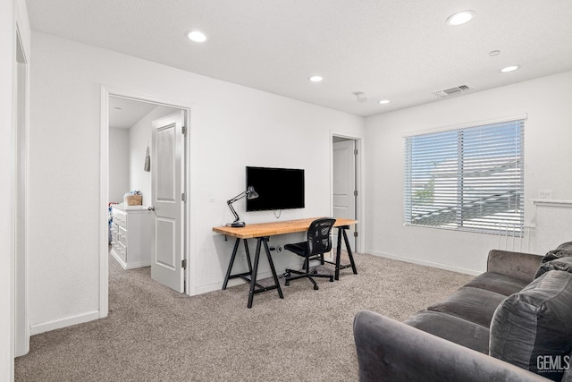 5906 Commonwealth Ave, Bakersfield, CA 93313 - carpeted office with recessed lighting