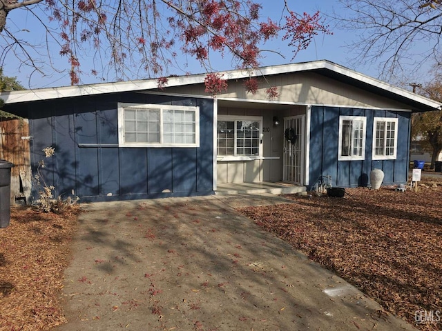 view of front of home