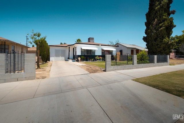 1222 E 18 Th St, Bakersfield, CA 93305 - photo 2