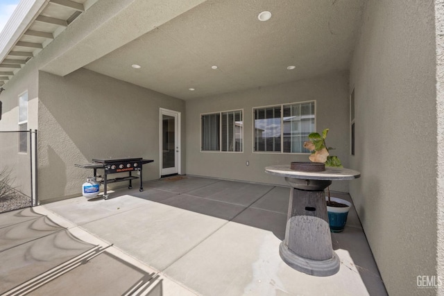 9003 Del Palma Dr, Bakersfield, CA 93314 - view of patio / terrace