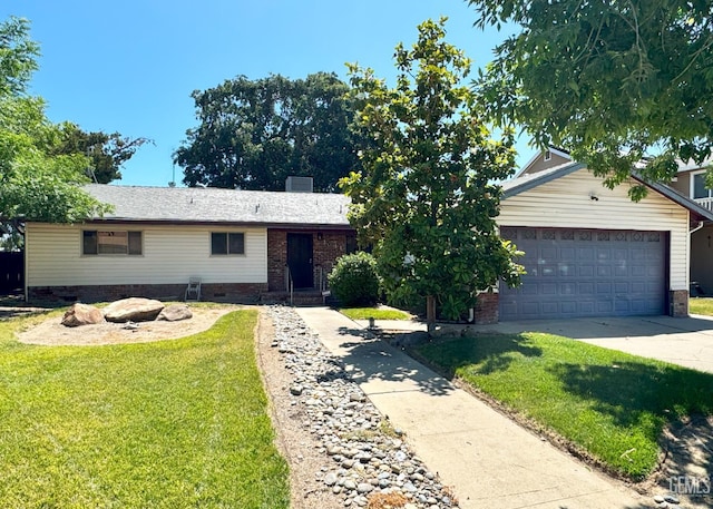 1041 Golden Gate Ave, Dos Palos, CA 93620 - ranch-style home with a front yard, driveway, a garage, and brick siding