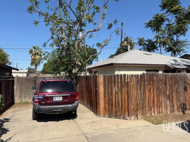 129 Hart St, Bakersfield, CA 93308 - photo 8