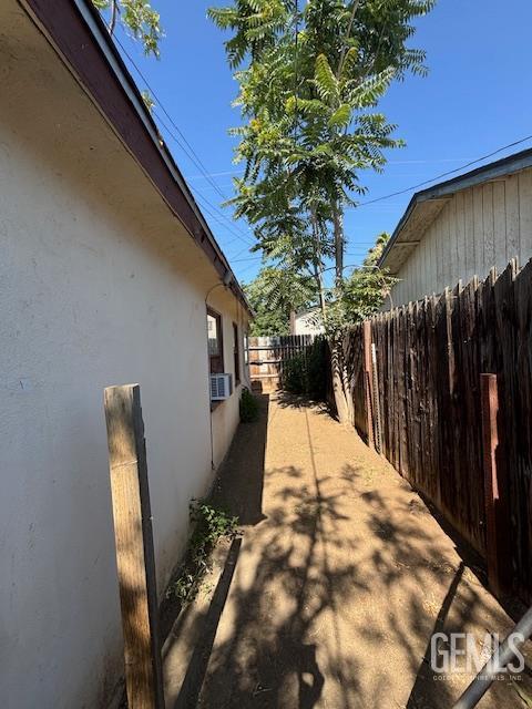 129 Hart St, Bakersfield, CA 93308 - photo 12
