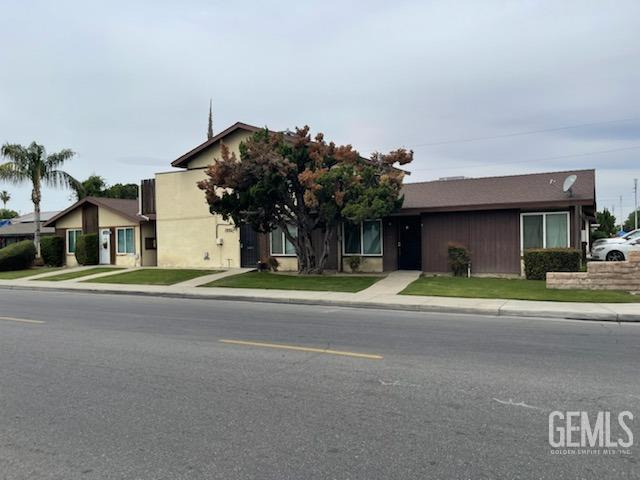 1901 S Real Rd, Bakersfield, CA 93309 - photo 1