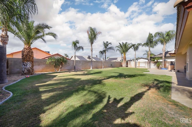 3718 Sycamore Creek Dr, Bakersfield, CA 93313 - view of fenced backyard