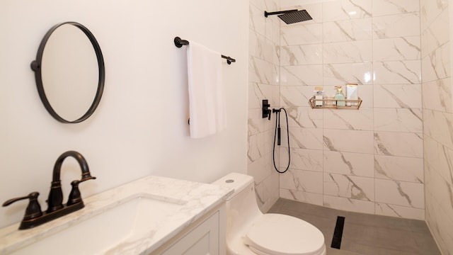 119 N Shore Dr, Albrightsville, PA 18210 - bathroom featuring toilet, vanity, and tiled shower