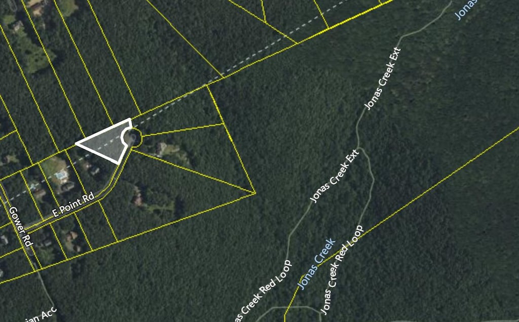 B82 E Point Rd, Albrightsville, PA 18210