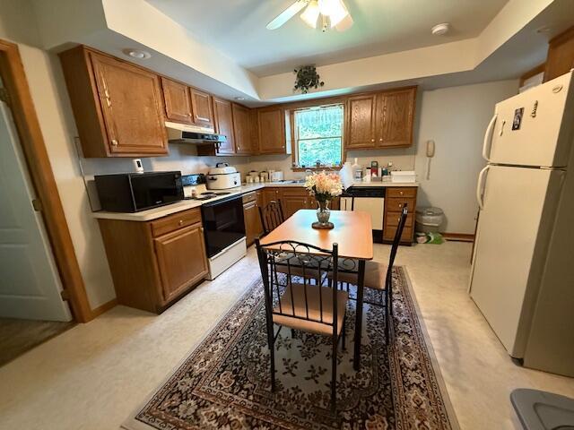 9155 N Loop Rd, Slatington, PA 18080 - photo 16