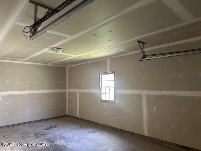 2114 Freedom Way, Pocono Summit, PA 18346 - view of garage