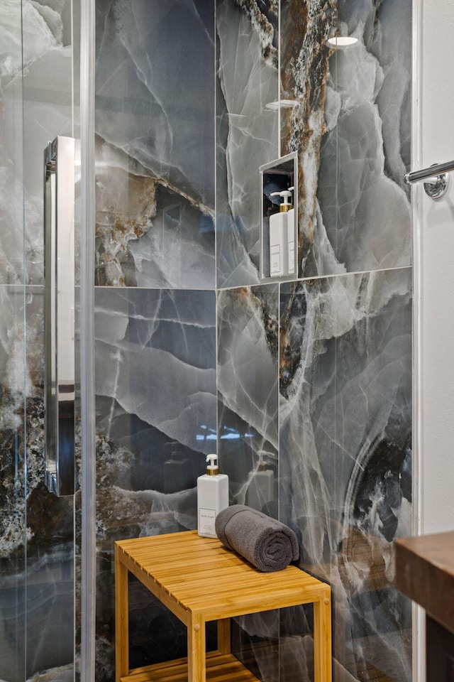 7 Park Ln, Lake Harmony, PA 18624 - view of bathroom
