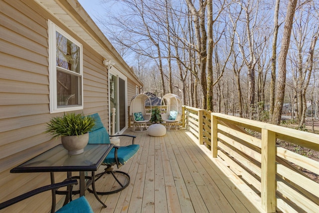 7 Park Ln, Lake Harmony, PA 18624 - view of wooden terrace