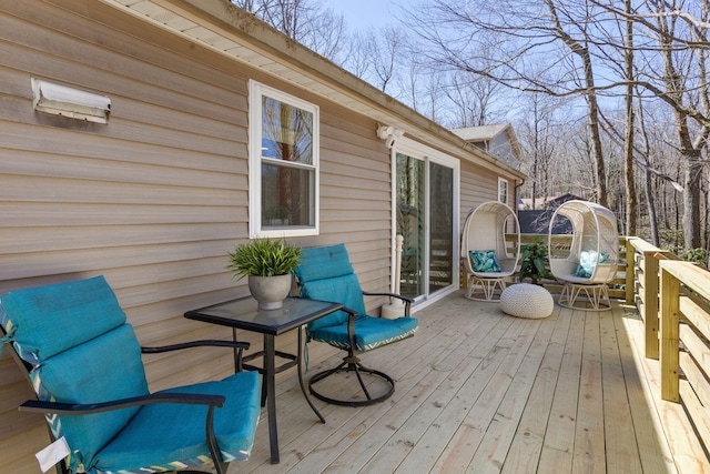 7 Park Ln, Lake Harmony, PA 18624 - view of wooden terrace