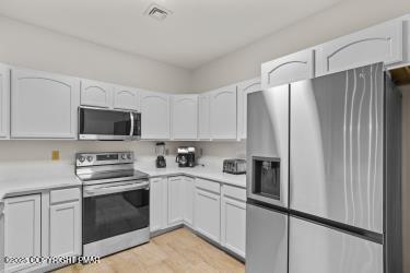 176 Hawthorne Ct, Tannersville, PA 18372 - photo 18