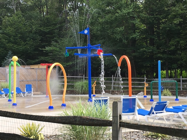 172 Larsen Dr, Clifton Township, PA 18424 - community playground with fence