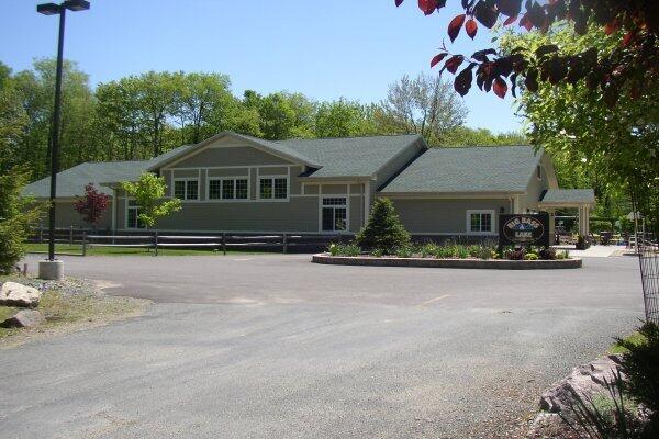172 Larsen Dr, Clifton Township, PA 18424 - view of front facade