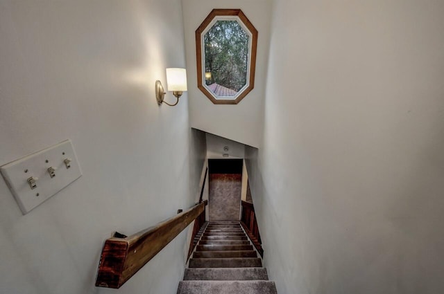 916 Old Stage Rd, Albrightsville, PA 18210 - view of stairs