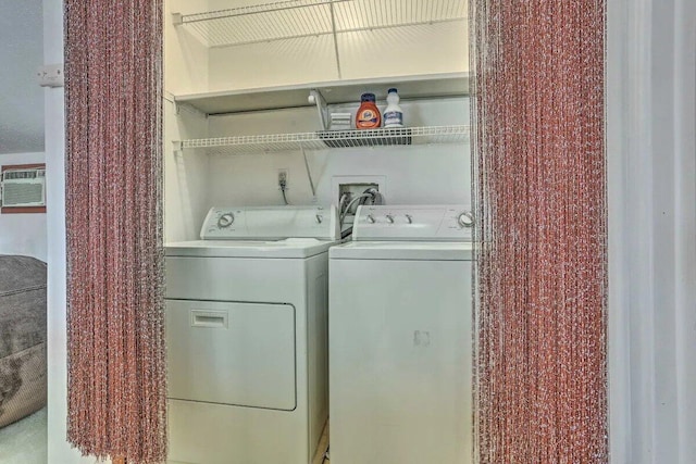 348 Fernwood Dr, East Stroudsburg, PA 18301 - laundry area with separate washer and dryer
