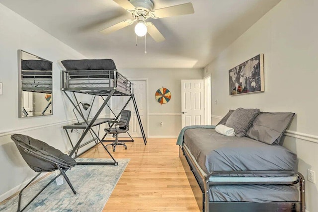 348 Fernwood Dr, East Stroudsburg, PA 18301 - bedroom with light wood-style floors and a ceiling fan