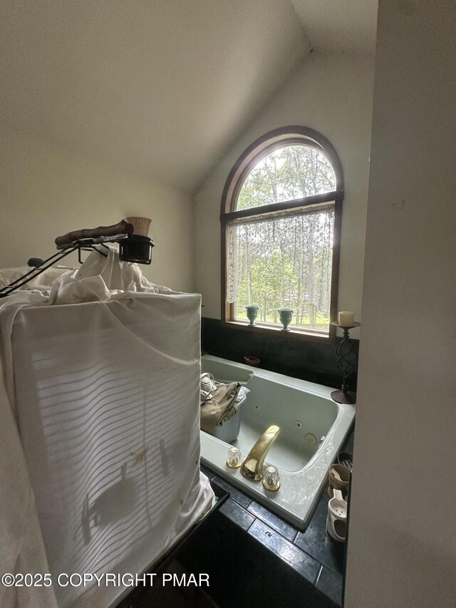 2162 Longview Dr, Bushkill, PA 18324 - photo 23