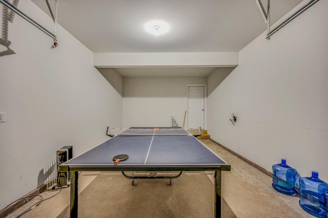 playroom with concrete flooring