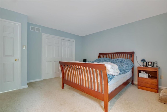 706 Franklin Ct, East Stroudsburg, PA 18302 - bedroom with carpet and a closet