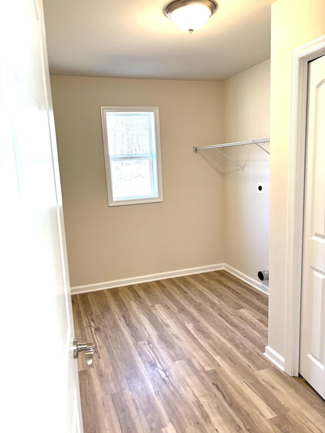 20 Leaf Ct, East Stroudsburg, PA 18302 - laundry room with electric dryer hookup, wood finished floors, and baseboards