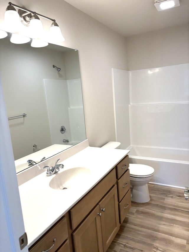 20 Leaf Ct, East Stroudsburg, PA 18302 - full bathroom featuring wood finished floors, toilet, bathing tub / shower combination, and vanity