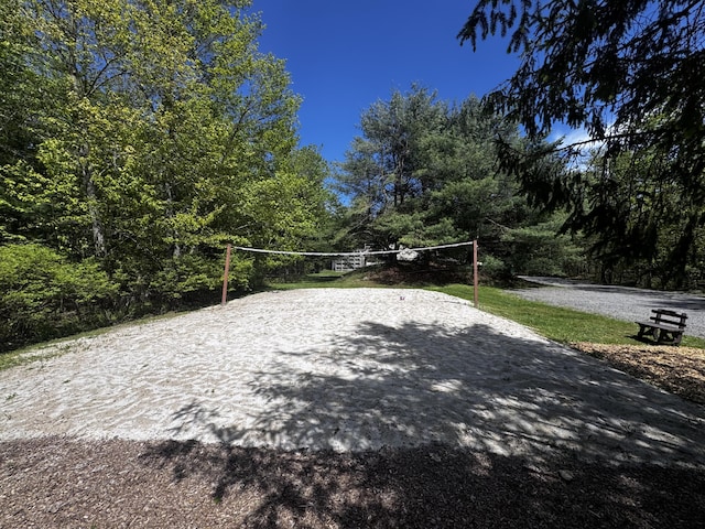 44 Watawga Way W, Gouldsboro, PA 18424 - view of home's community featuring volleyball court
