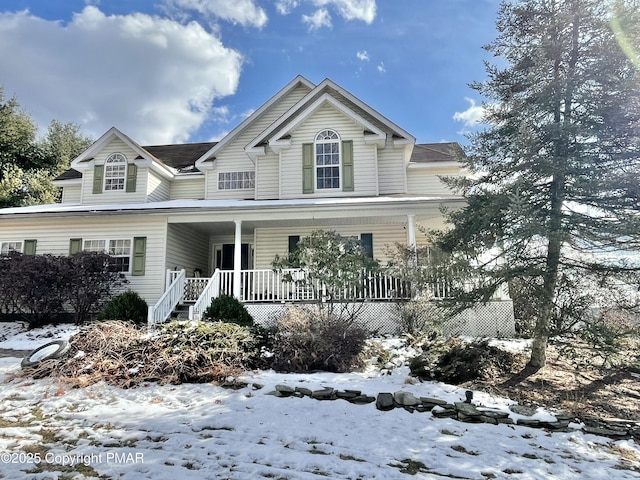 view of front of property featuring covered porch