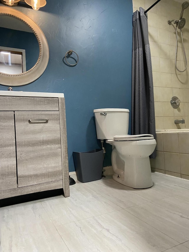 328 Crewe Ct, Bushkill, PA 18324 - full bathroom with toilet, tiled shower / bath combo, and vanity