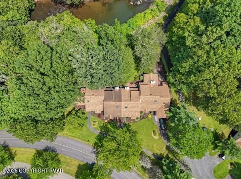 63 Village Dr, Stroudsburg, PA 18360 - photo 47
