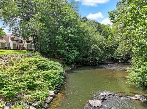 63 Village Dr, Stroudsburg, PA 18360 - photo 23