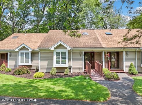 63 Village Dr, Stroudsburg, PA 18360 - photo 65