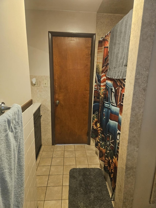 159 Summit Ave, Pocono Summit, PA 18346 - bathroom featuring tile patterned floors and vanity