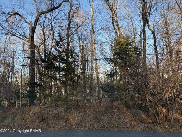 35 Pocono Dr, Gouldsboro, PA 18424 - photo 2
