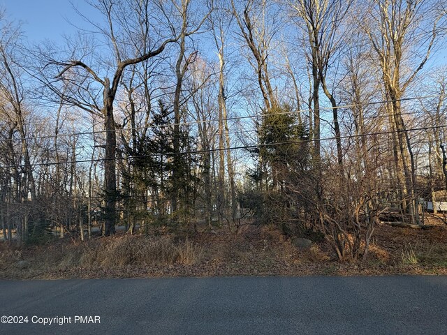 35 Pocono Dr, Gouldsboro, PA 18424 - photo 1