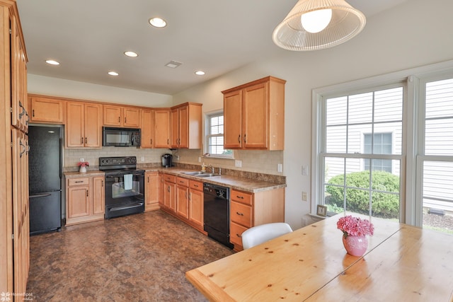 11 Inverness Ln, Easton, PA 18045 - kitchen with black appliances, recessed lighting, backsplash, light countertops, and a sink