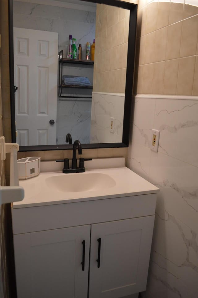 6372 Baltic Ave, Tobyhanna, PA 18466 - bathroom with vanity and tile walls