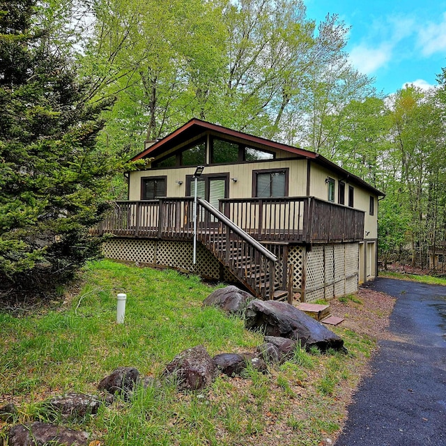 7032 Vista Dr, Tobyhanna, PA 18466