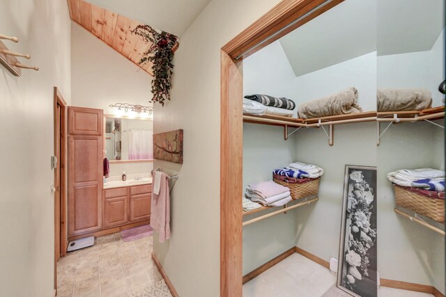 1280 Longrifle Rd, Pocono Pines, PA 18350