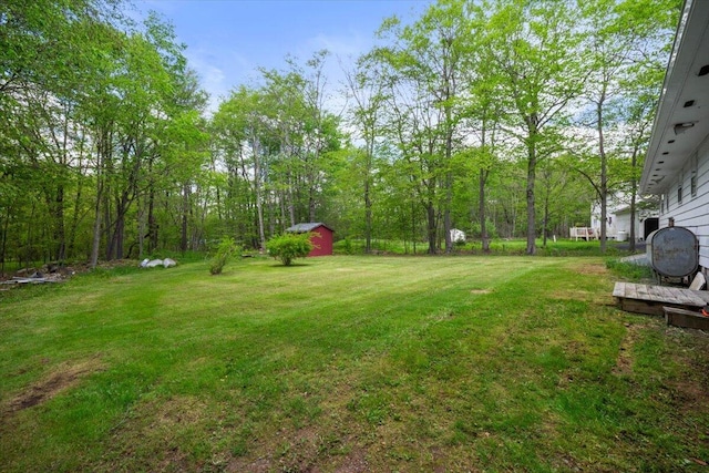 126 Keystone Ln, Tobyhanna, PA 18466 - view of green lawn
