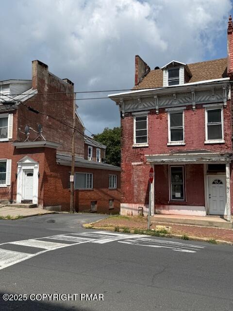 622 Mahantongo St St, Pottsville, PA 17901 - photo 3